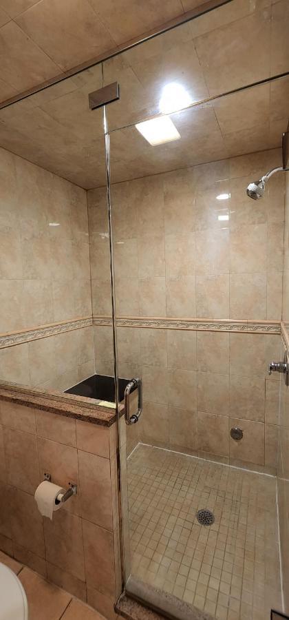 Essence Collection Staten Island New York Exterior photo